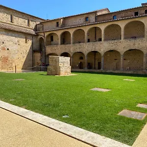 Contessa Ava Dei Lambardi Hostal Monteriggioni